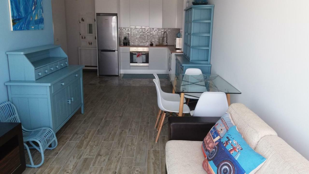 Blue Anchor Apartment วีลาปรายา เด อันโกรา ภายนอก รูปภาพ